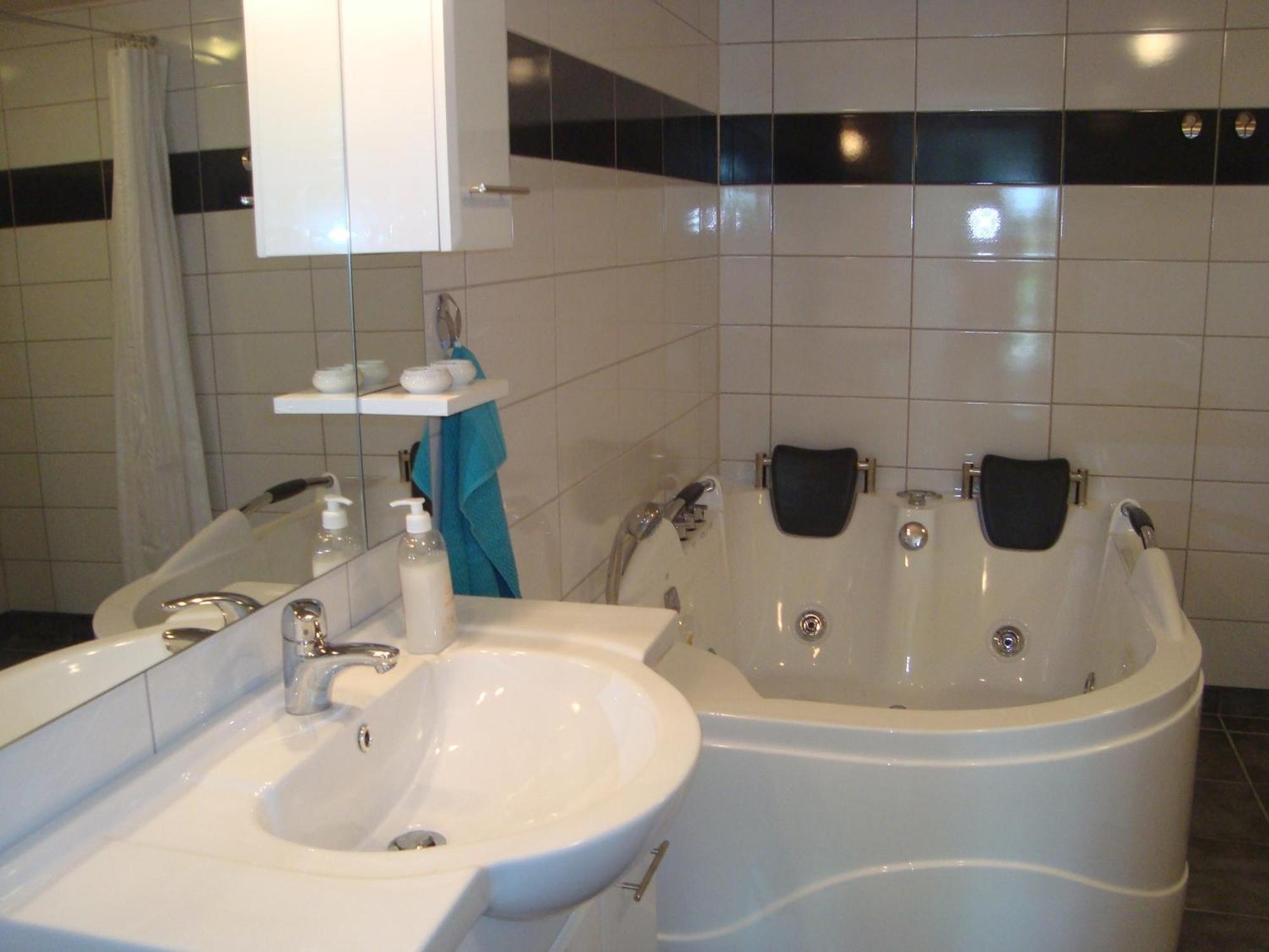 Thorupgaard Farm Holiday Stenum Екстер'єр фото